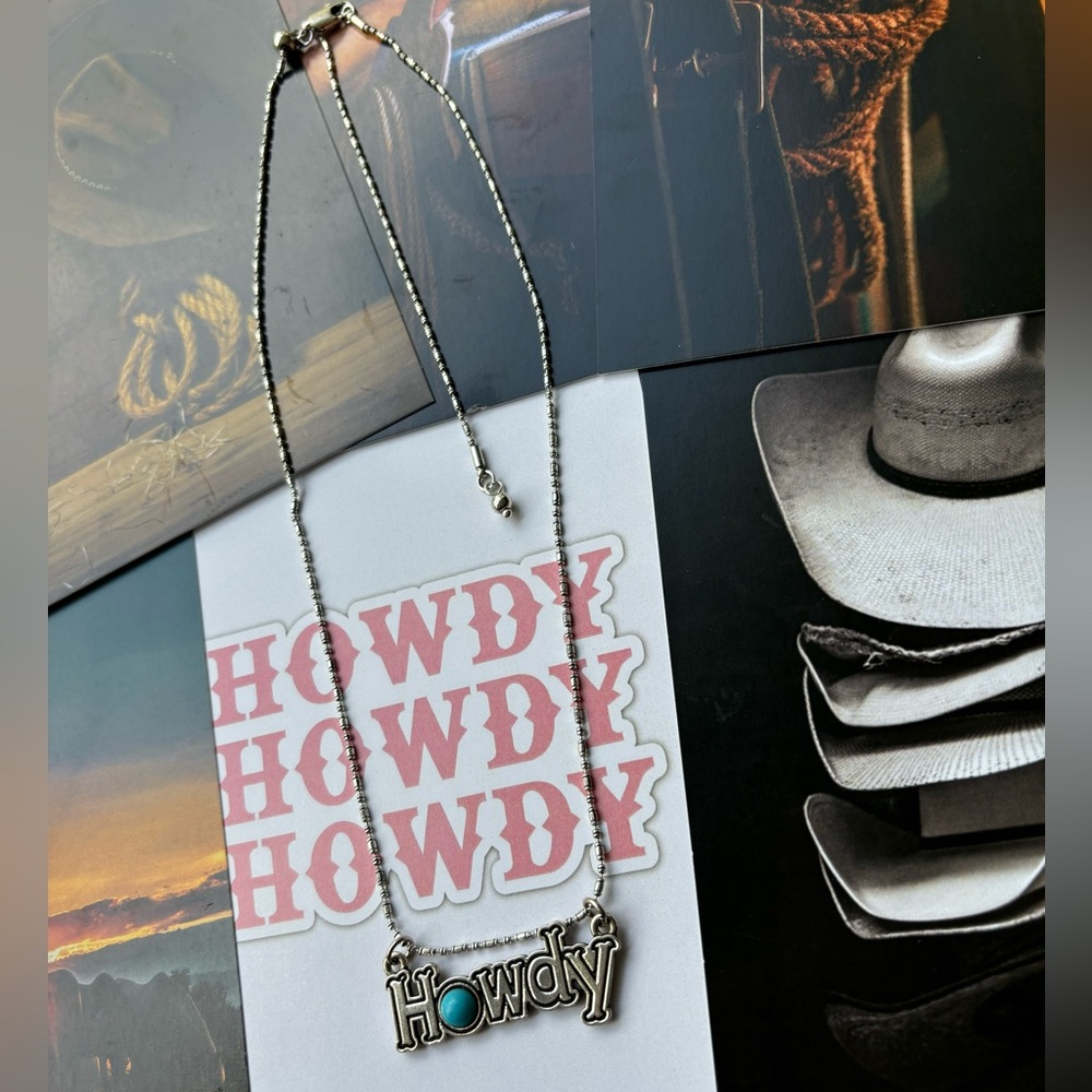 Howdy Slider Chain Necklace